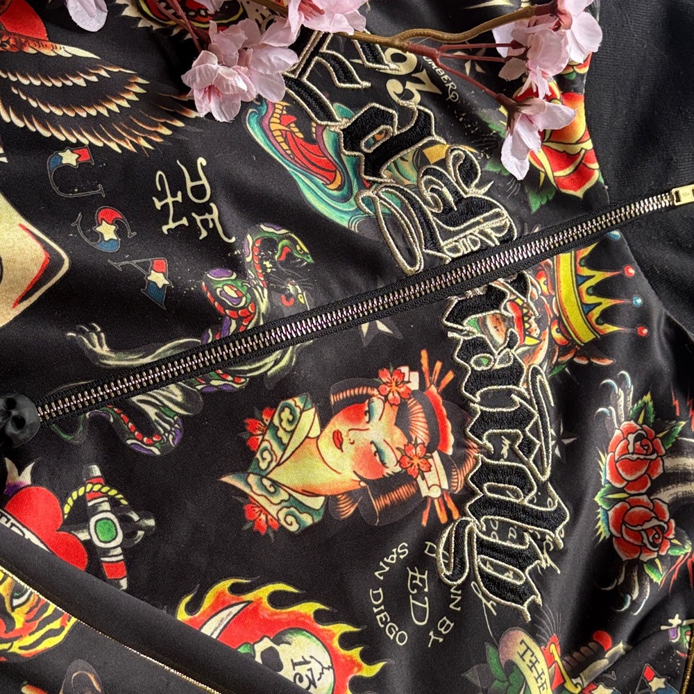 Ed Hardy Black and Red Graphic Jacket - Picture 4 of 8